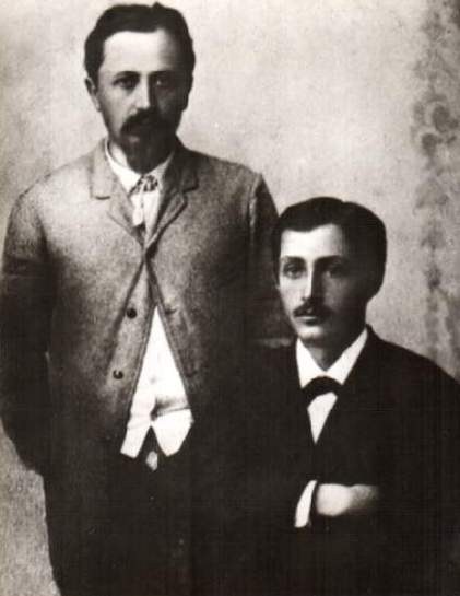 Os irmãos Iúli e Ivan Bunin fotografados em Poltava por volta de 1892